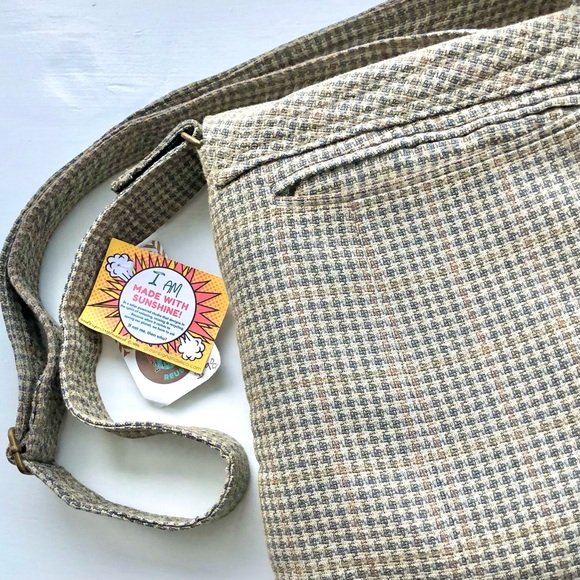 ♻️ Upcycle Crossbody Bag - Picture 5 of 7